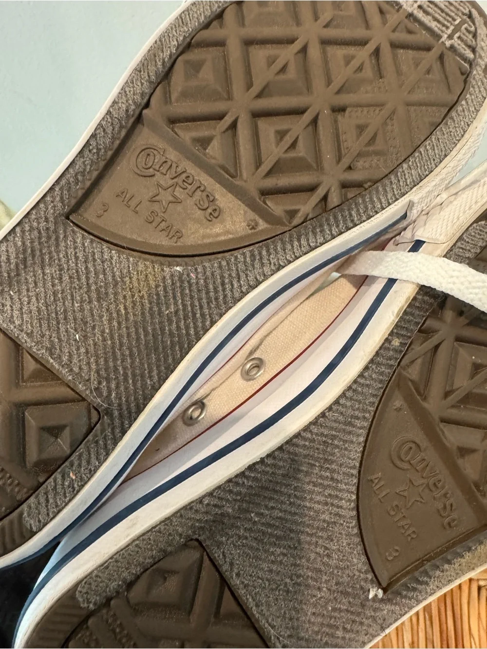 Kids Low-Top White Canvas Sneakers with Red Stripe Accent size 3